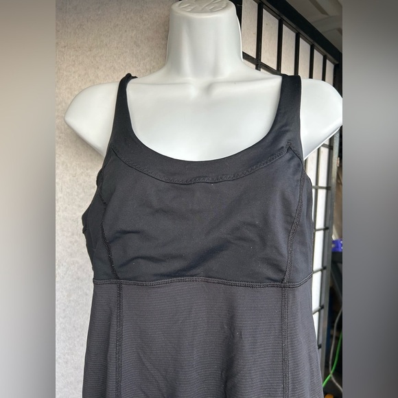 LULULEMON Ta Ta Topper Womens 8 Black Loose Tank Luxtreme Mesh Silverescent Yoga - Picture 3 of 9
